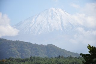 西湖に戻ってきた　富士山絶景