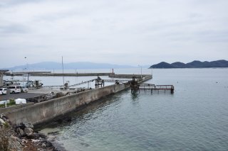 頭島　漁港へ