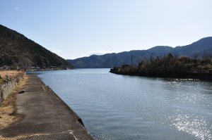 賀田の海岸に車を止めて